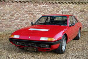 Image 20/50 de Ferrari 365 GT4 2+2 (1974)