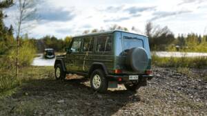 Bild 28/45 von Mercedes-Benz 300 GE (lang) (1991)