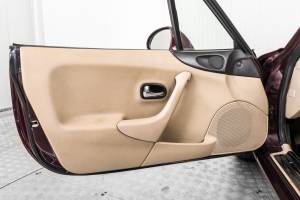 Immagine 17/50 di Mazda MX-5 1.6 (2000)