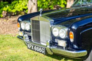 Image 13/50 of Rolls-Royce Silver Shadow I (1968)