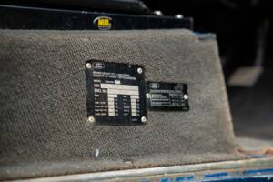 Bild 31/50 von Land Rover Defender 90 &quot;50th Anniversary&quot; (1999)