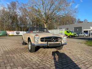 Image 16/16 of Mercedes-Benz 280 SL (1969)