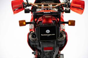 Bild 28/50 von Honda NX 650 Dominator (1990)