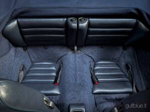 Image 20/42 of Porsche 911 Carrera 2 (1991)