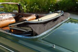 Imagen 28/50 de Mercedes-Benz 220 SE b (1964)