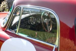 Image 36/50 de MG MGA 1500 (1957)