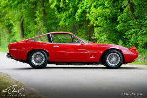 Image 36/80 de Ferrari 365 GTC&#x2F;4 (1972)