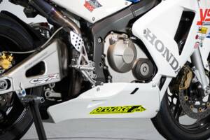 Image 36/50 de Honda DUMMY (2004)