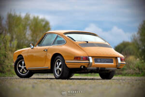 Image 3/46 of Porsche 911 2.0 (1968)