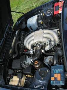 Bild 46/50 von BMW 325i (1989)