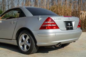 Image 9/50 de Mercedes-Benz SLK 320 (2001)