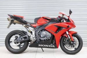 Bild 1/36 von Honda CBR 1000 RR Fireblade (2007)
