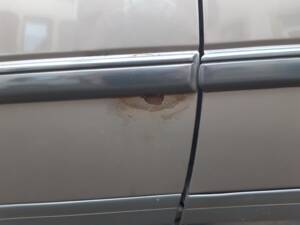 Image 10/10 of Mercedes-Benz 200 E (1988)