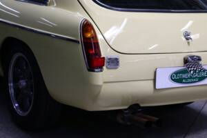 Bild 28/34 von MG MGB GT (1966)