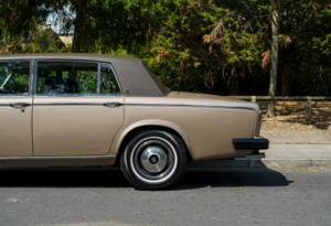 Image 15/28 of Rolls-Royce Silver Wraith II (1980)