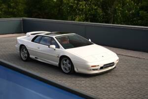 Image 22/50 of Lotus Esprit S4 (1994)