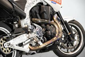 Image 38/50 of Yamaha DUMMY (2007)