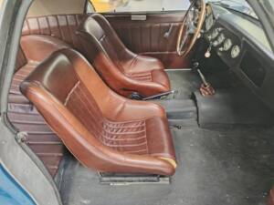 Afbeelding 25/56 van SIMCA 8 Sport (1951)