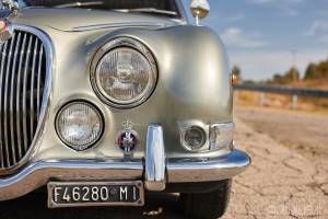 Immagine 17/50 di Jaguar S-Type 3.8 (1966)