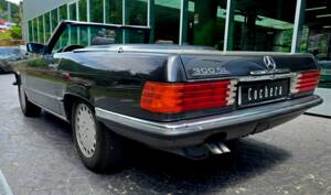 Image 14/15 de Mercedes-Benz 300 SL (1987)