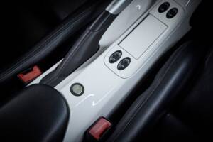 Imagen 62/98 de Porsche 911 Carrera 4S (2004)