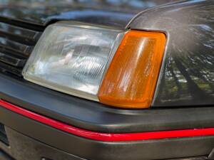 Bild 21/39 von Peugeot 205 GTi 1.6 (1986)