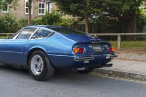 Afbeelding 12/26 van Ferrari 365 GTB&#x2F;4 Daytona (1971)