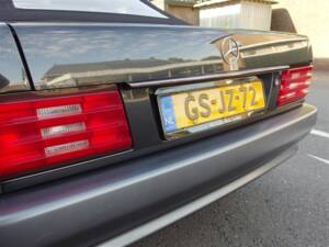 Image 26/96 of Mercedes-Benz 300 SL (1992)