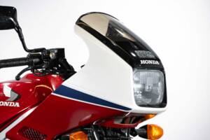 Immagine 39/50 di Honda VF 750 (1983)