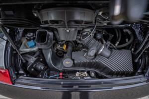 Image 13/63 of Porsche 911 Carrera 4S (2004)