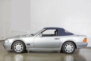 Bild 3/20 von Mercedes-Benz SL 280 (1994)