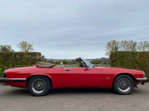 Image 4/30 of Jaguar XJS 5.3 V12 (1992)