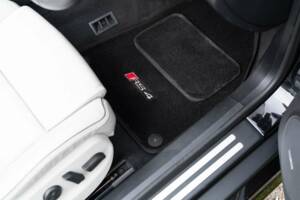 Bild 24/35 von Audi RS4 (2006)