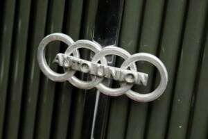 Immagine 29/36 di Horch 853 A Sport (1938)