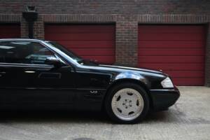 Image 3/100 of Mercedes-Benz SL 600 (1998)