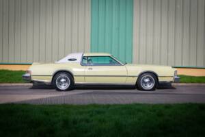 Bild 4/34 von Lincoln Continental Mark IV (1975)