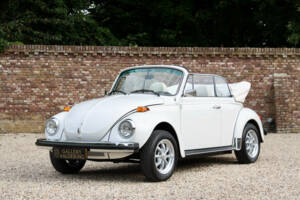Image 17/50 of Volkswagen Käfer 1303 &quot;Champagne Edition&quot; (1977)