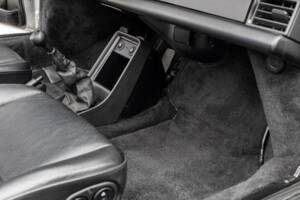 Image 68/132 of Porsche 911 Speedster 3.2 (1989)