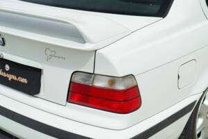 Bild 10/50 von BMW 318is "Class II" (1994)