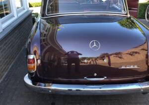 Bild 4/7 von Mercedes-Benz 220 S (1959)
