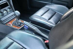 Immagine 18/50 di Mercedes-Benz 190 E 2.3-16 (1986)