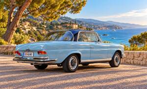 Image 2/96 of Mercedes-Benz 280 SE (1970)