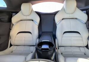 Image 10/21 of Ferrari Purosangue V12 (2025)