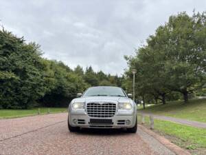 Image 33/50 of Chrysler 300 S (2008)