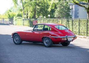 Immagine 6/39 di Jaguar E-Type V12 (2+2) (1973)