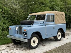 Image 1/41 of Land Rover 88 (1962)
