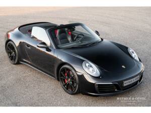 Bild 14/38 von Porsche 911 Carrera 4S (2016)