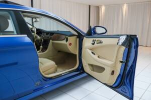 Bild 9/13 von Mercedes-Benz CLS 55 AMG (2005)