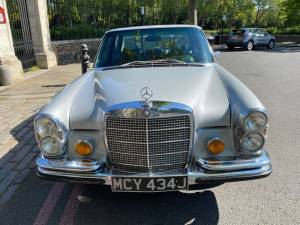 Bild 13/50 von Mercedes-Benz 300 SEL 6.3 (1971)
