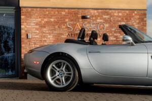 Image 23/84 of BMW Z8 (2001)